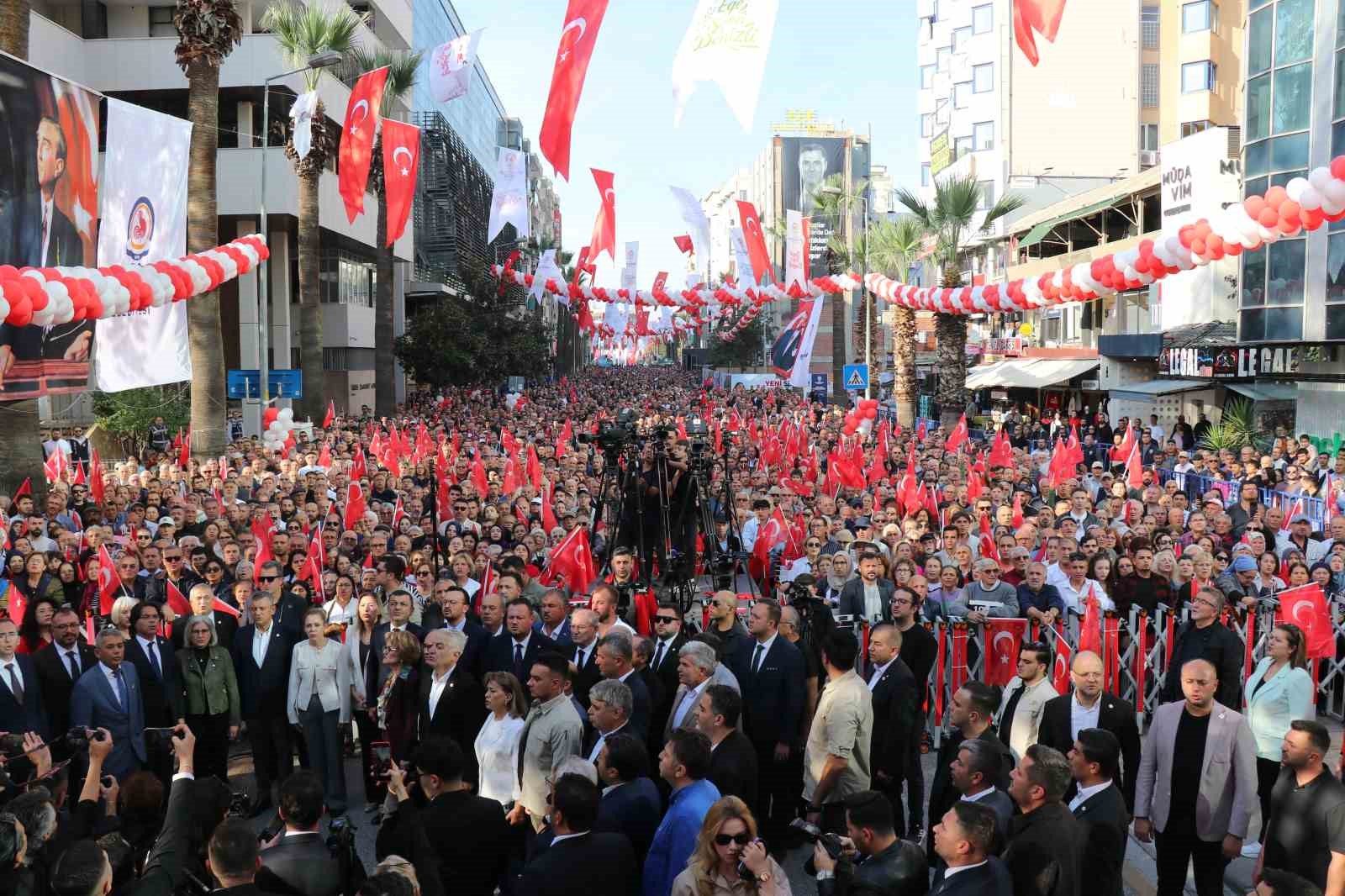 Yeni Parti Genel Başkanı Özel, Denizli’de toplu açılış törenine katıldı — görsel 9