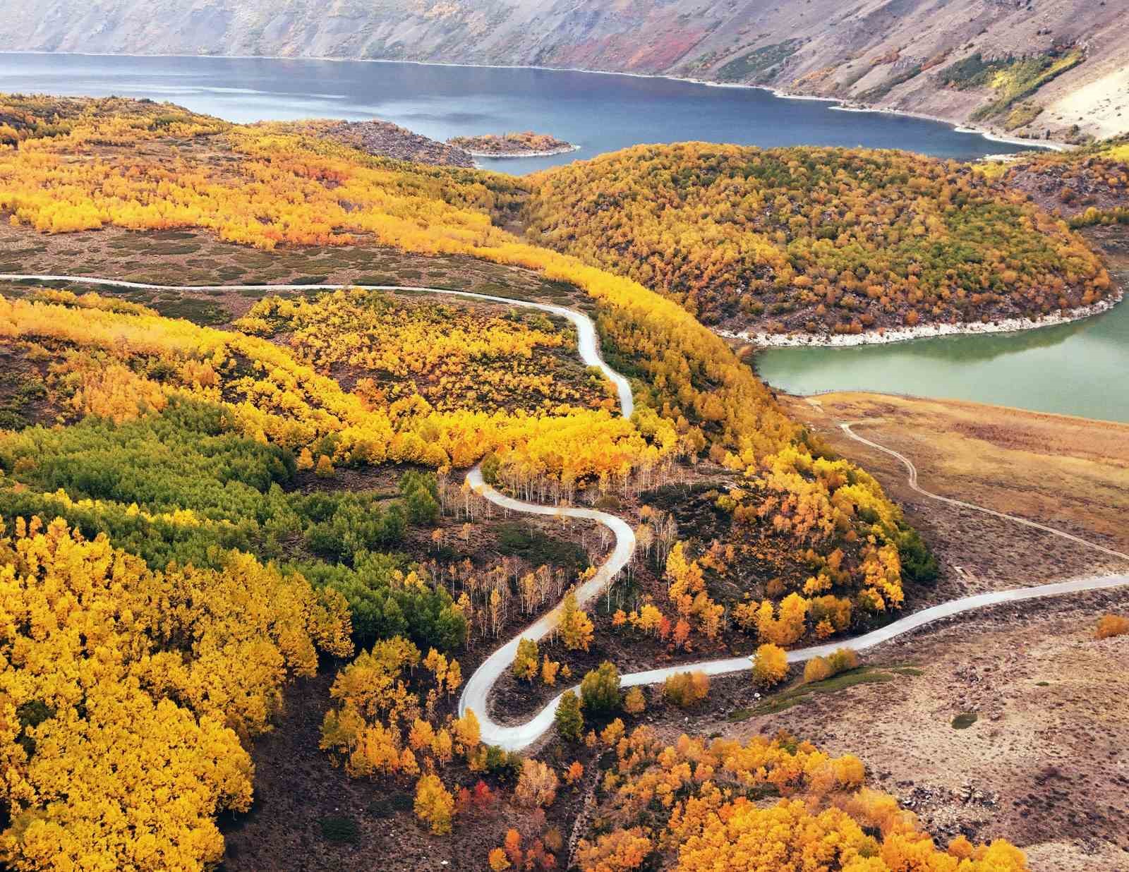 Bitlis’te sonbaharın en güzel hali Nemrut Kalderası’nda yaşanıyor — görsel 3