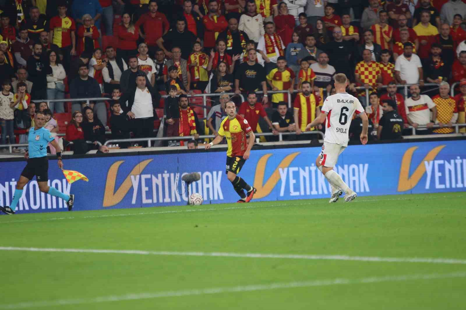 Trendyol Süper Lig: Göztepe: 2 - Çorum FK: 0 (Maç sonucu) — görsel 9