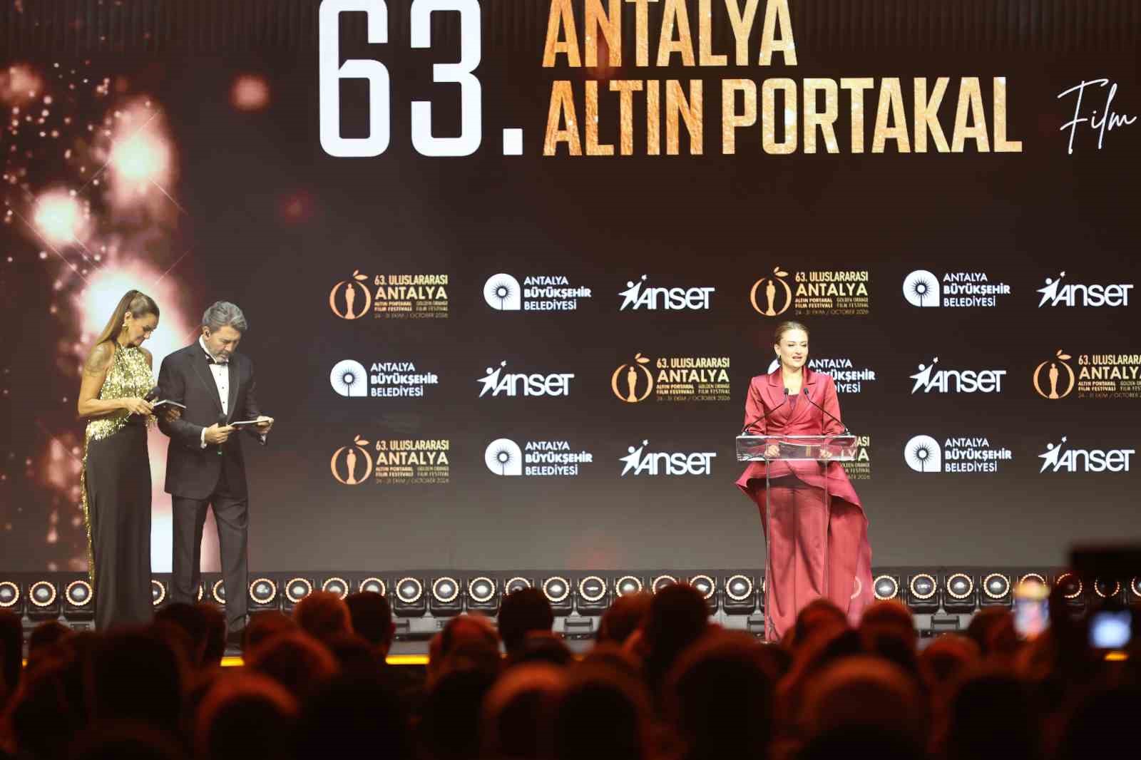 Altın Portakal’da onur ve emek ödülleri sahiplerini buldu — görsel 3