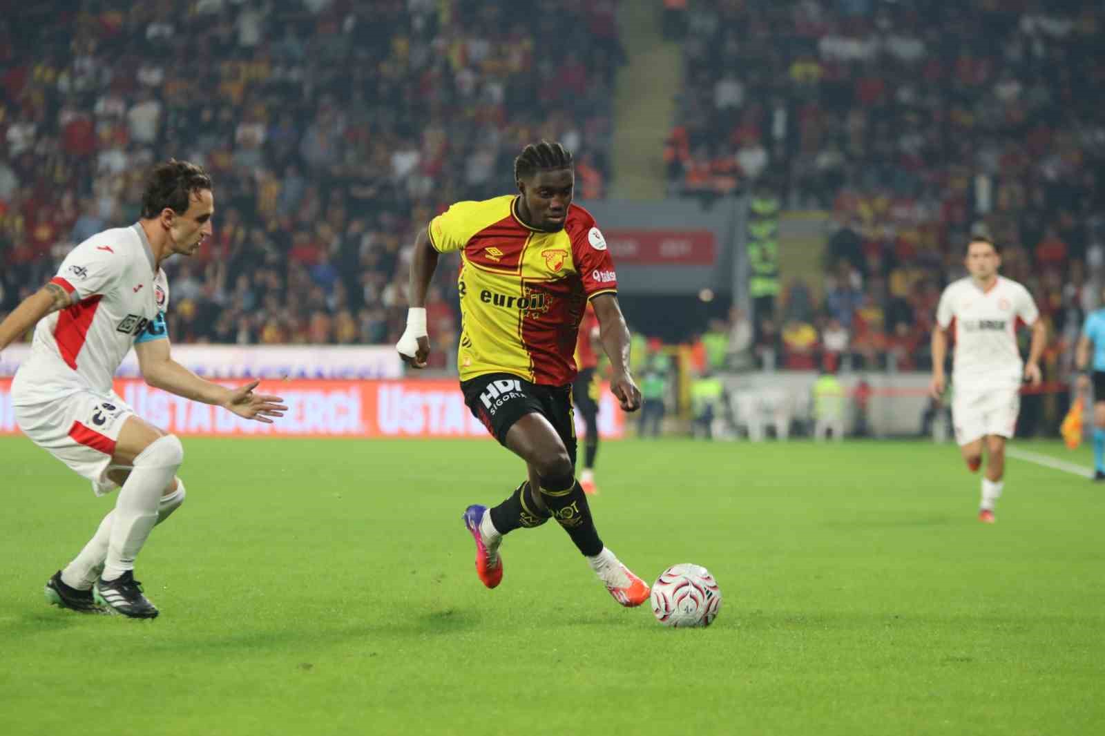 Trendyol Süper Lig: Göztepe: 2 - Çorum FK: 0 (Maç sonucu) — görsel 5