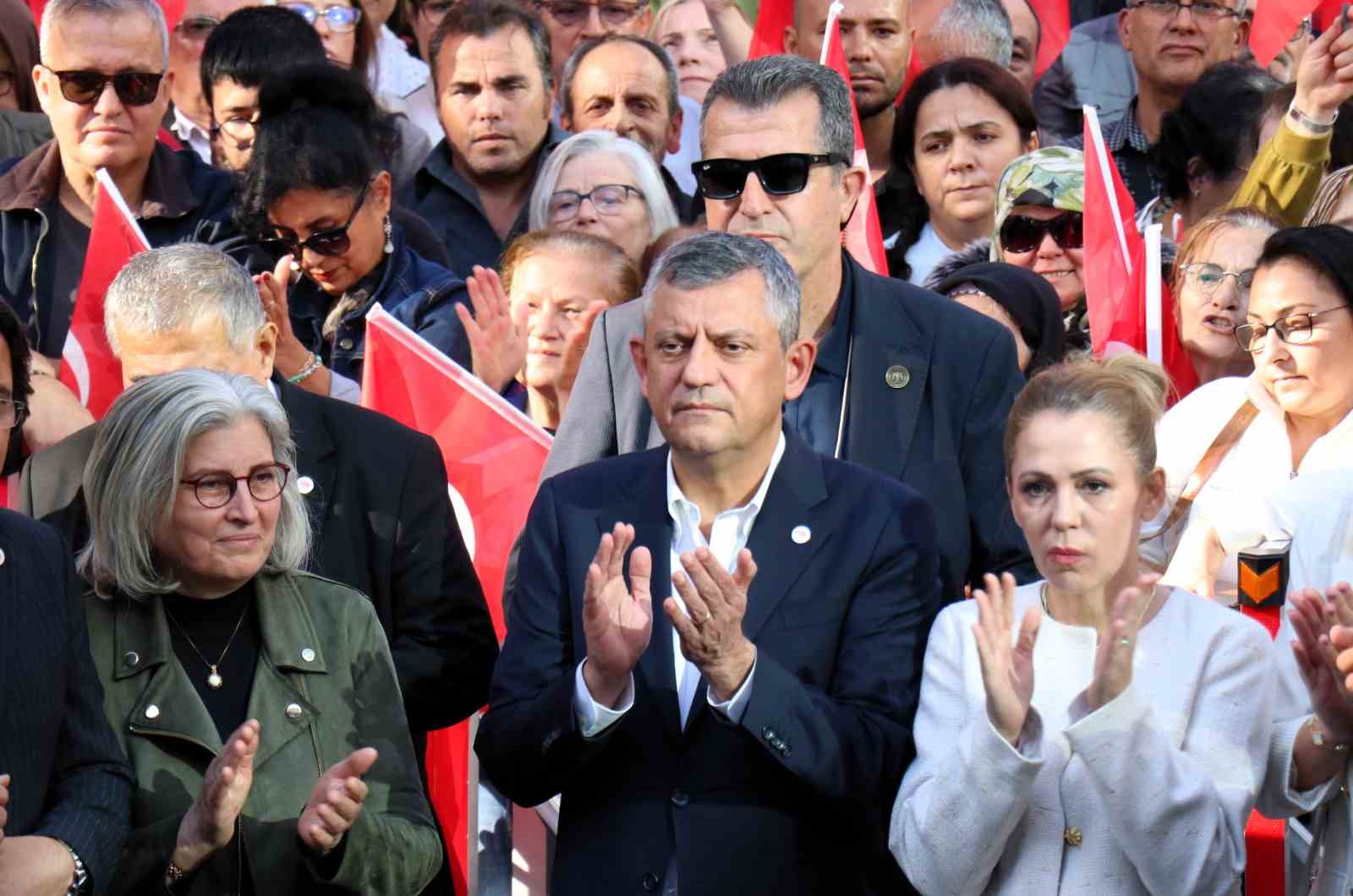 Yeni Parti Genel Başkanı Özel, Denizli’de toplu açılış törenine katıldı — görsel 3