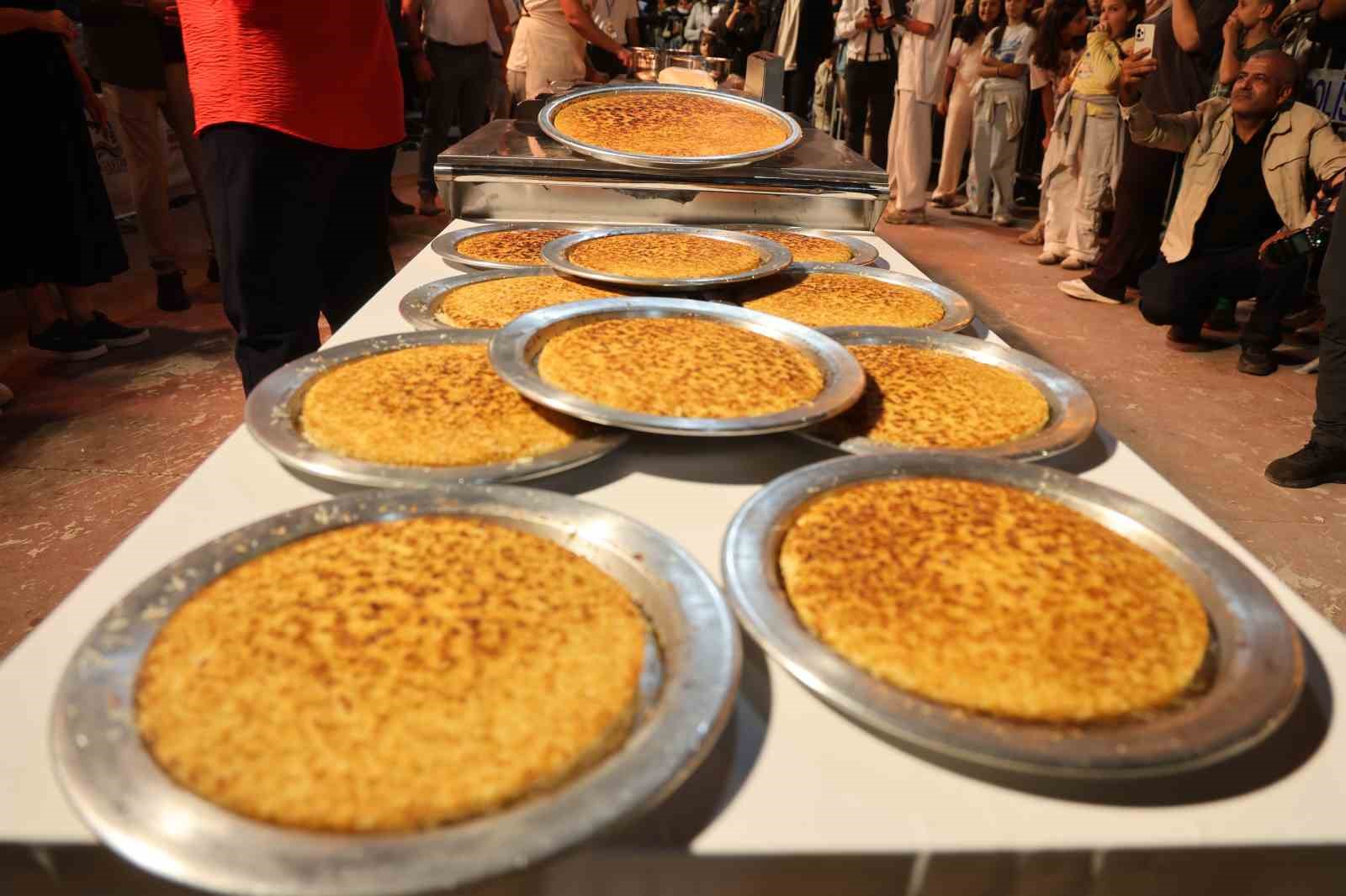 Gastronomi festivalinde künefe şovu — görsel 2