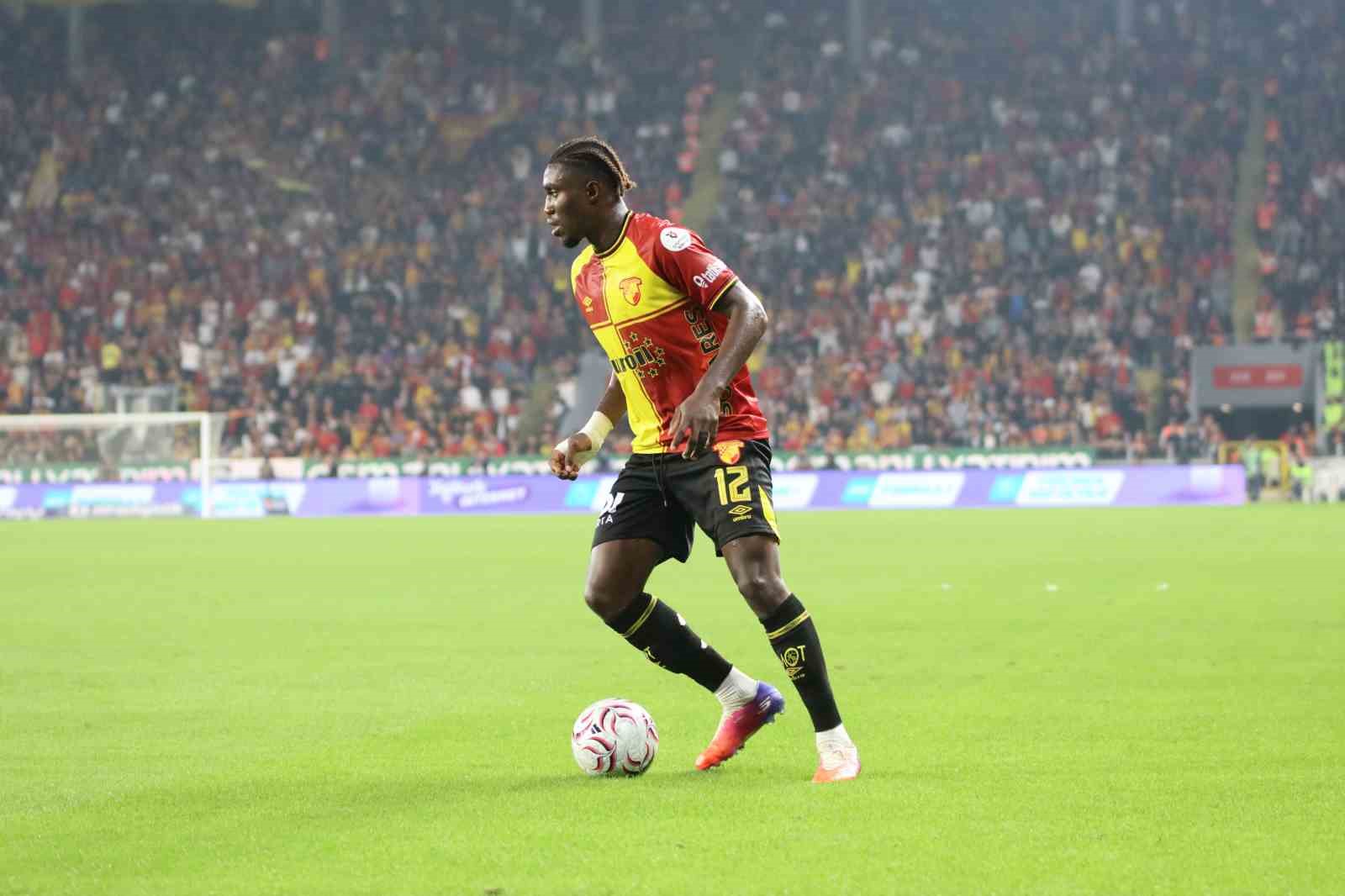Trendyol Süper Lig: Göztepe: 2 - Çorum FK: 0 (Maç sonucu) — görsel 14