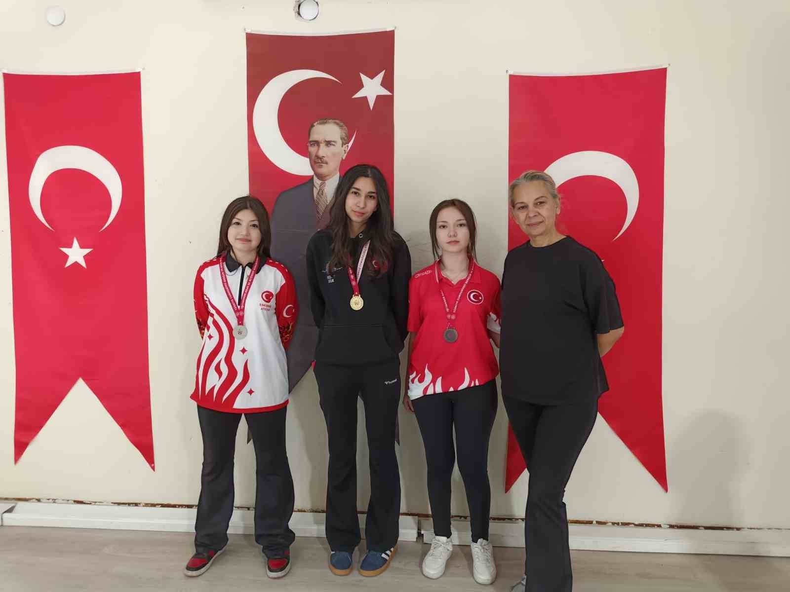 Eskişehir’de 29 Ekim Cumhuriyet Bayramı havalı silahlar atıcılık kupası gerçekleştirildi — görsel 3