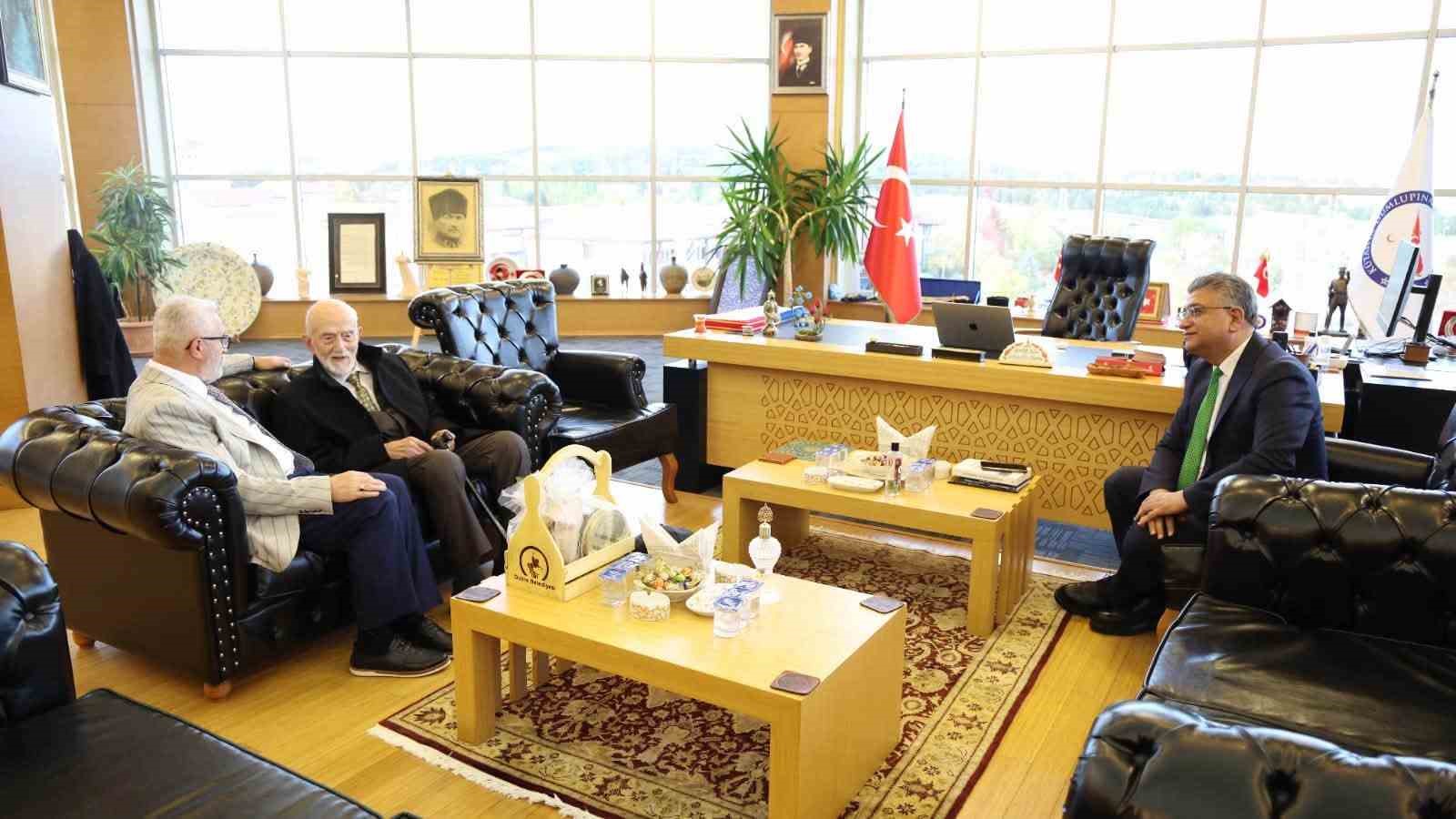 DPÜ Rektörü Kızıltoprak, Kütahya Müftüsü Hasan İzmirli’yi ağırladı — görsel 2