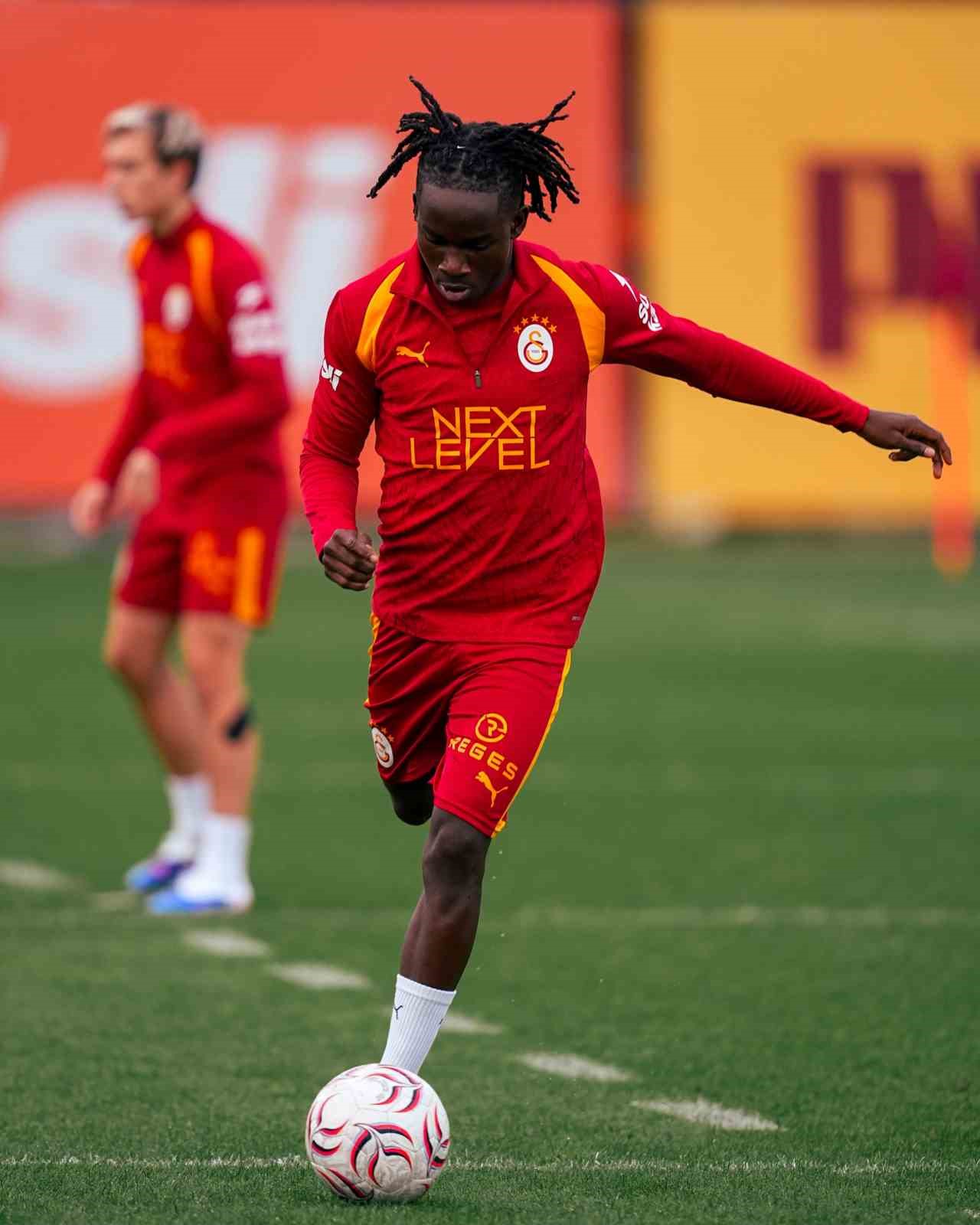 Galatasaray, Fenerbahçe maçı hazırlıklarını sürdürdü — görsel 2