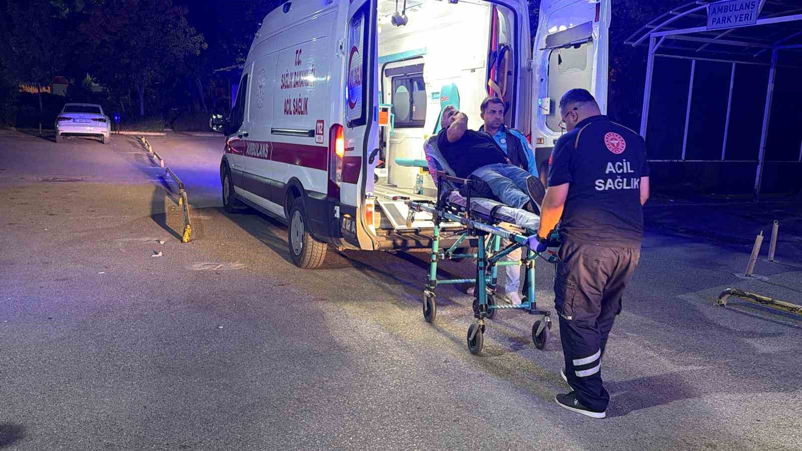 Adıyaman’da iki otomobil çarpıştı: 8 yaralı — görsel 2