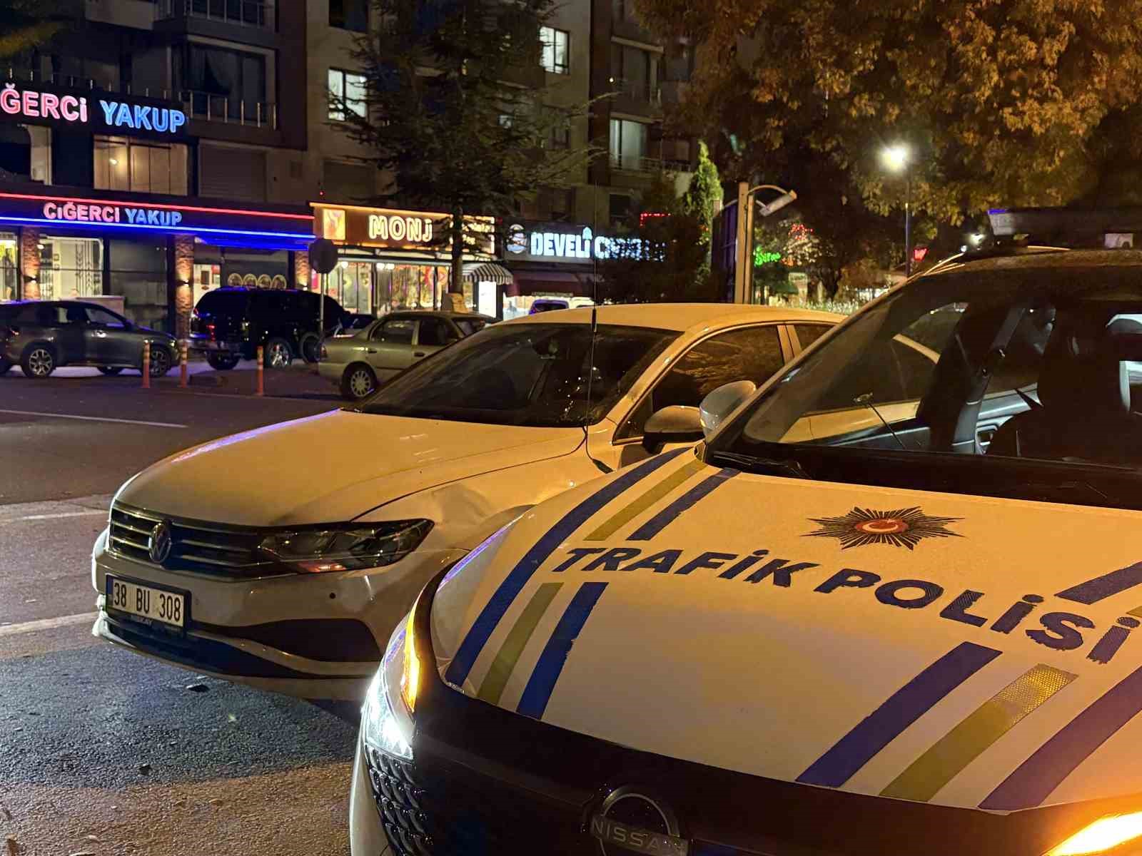Otomobilin çarptığı üniversite öğrencisi ağır yaralandı — görsel 2