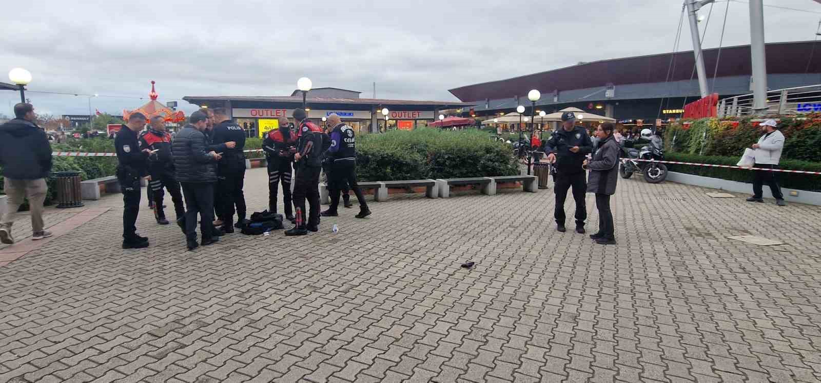 AVM’de silahı ateş alınca kendini vurdu — görsel 2