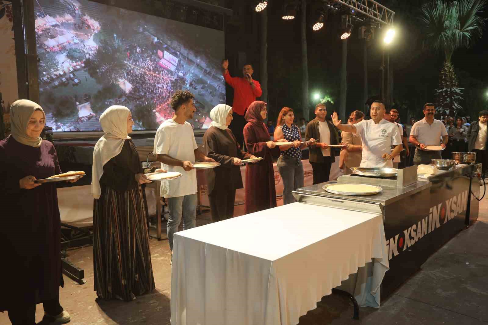 Gastronomi festivalinde künefe şovu — görsel 4