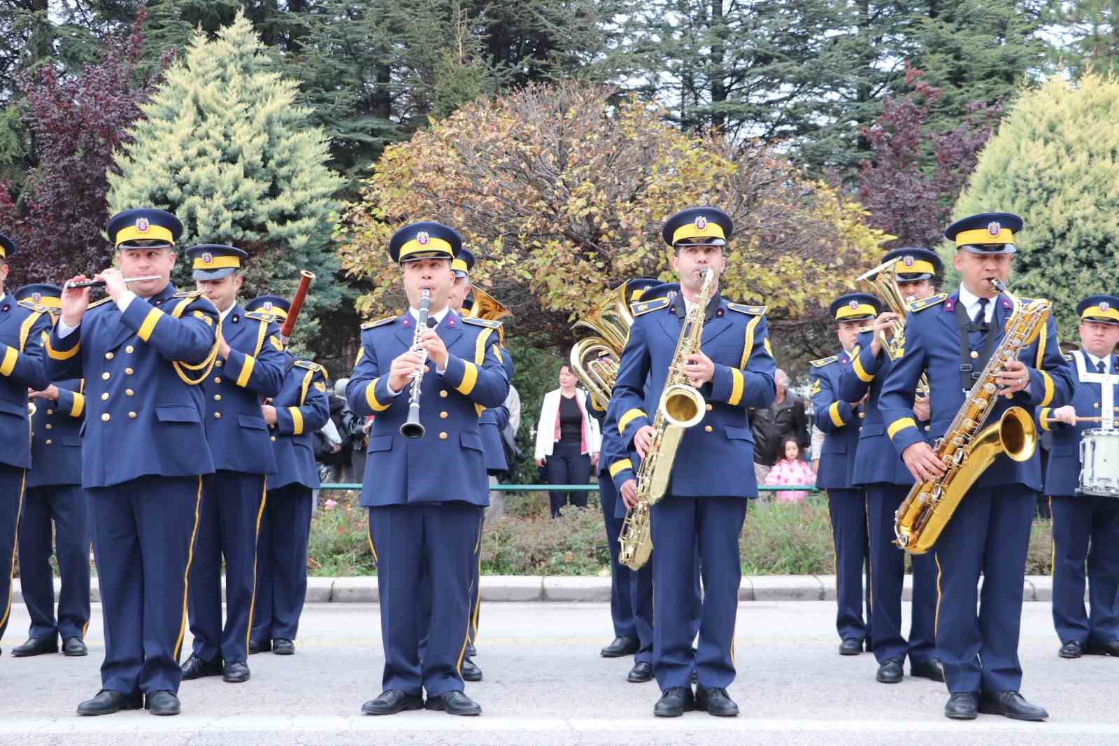 Eskişehir’de 29 Ekim Cumhuriyet Bayramı coşkuyla kutlandı — görsel 3