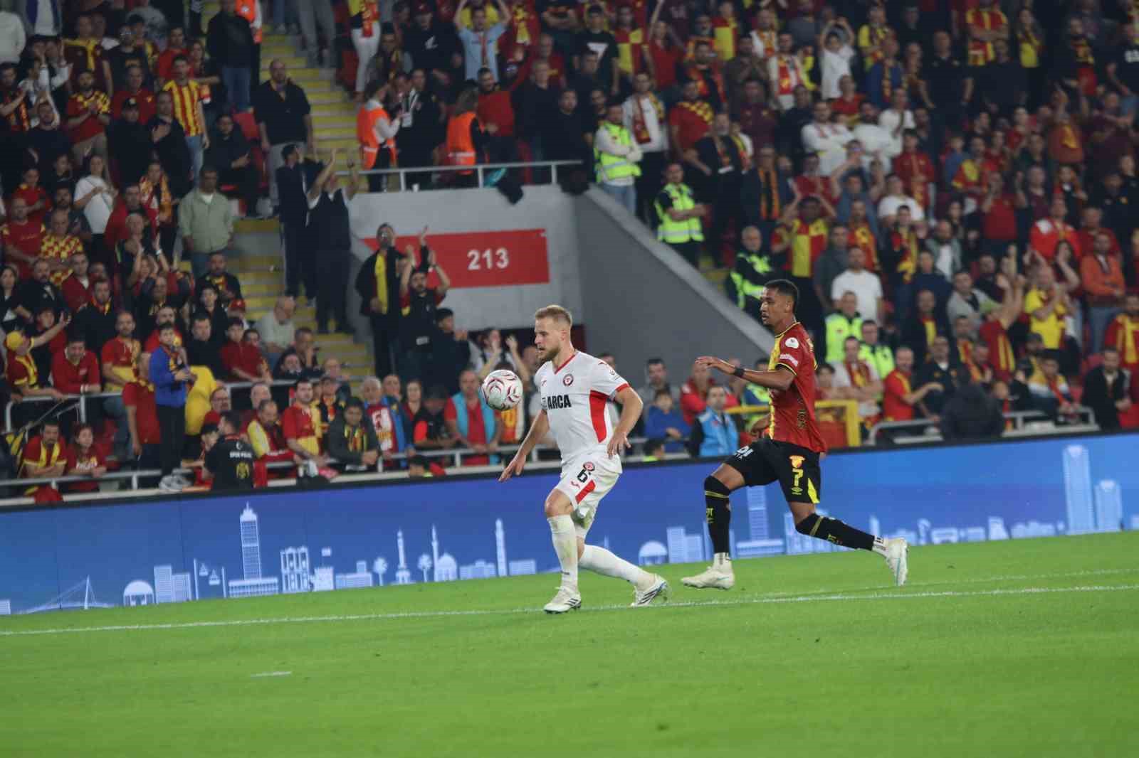 Trendyol Süper Lig: Göztepe: 2 - Çorum FK: 0 (Maç sonucu) — görsel 12