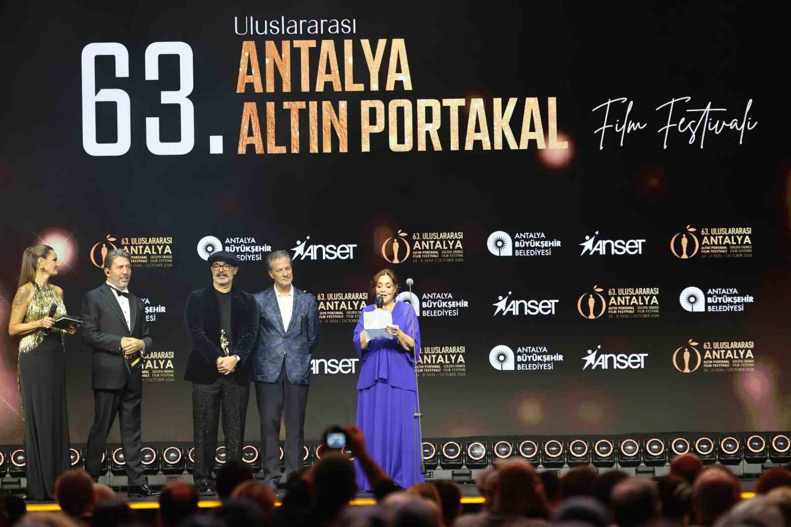 Altın Portakal’da onur ve emek ödülleri sahiplerini buldu — görsel 15