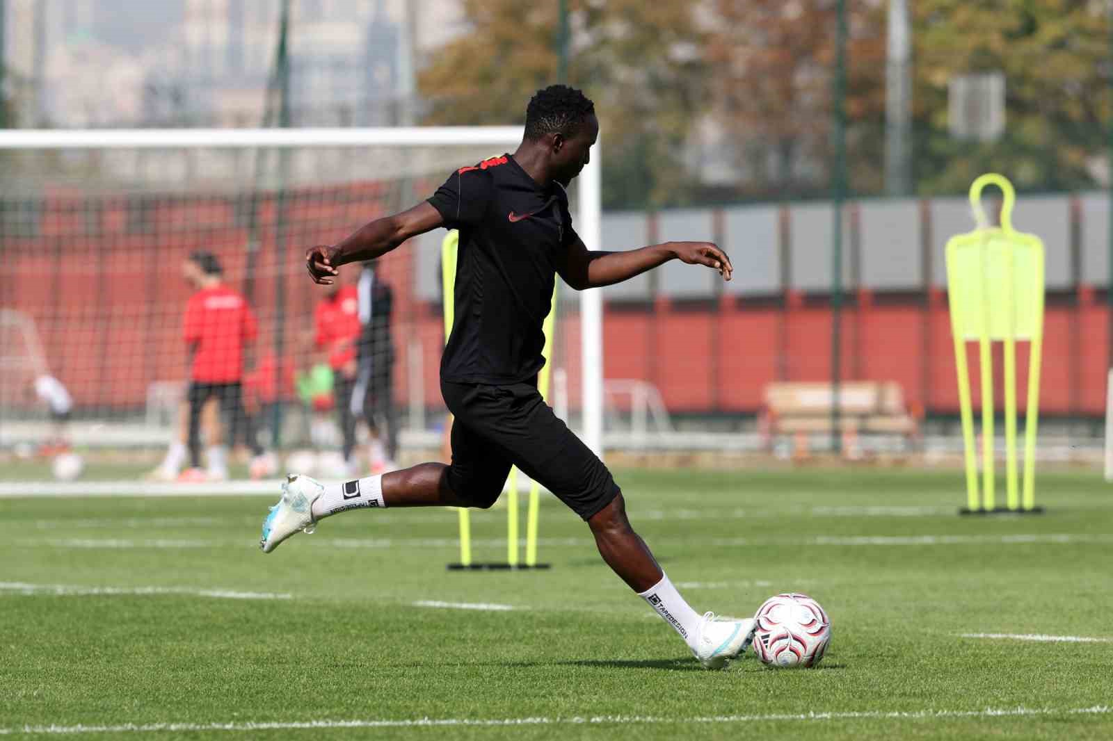 Gençlerbirliği, Konyaspor maçının hazırlıklarını tamamladı — görsel 2