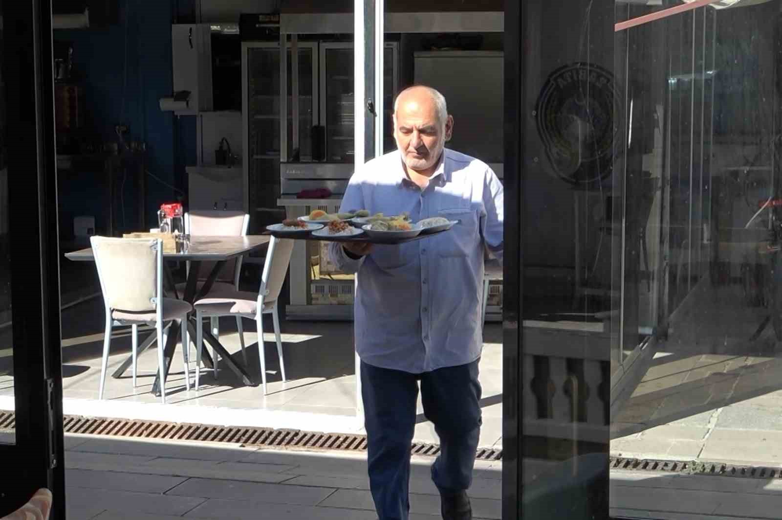 Aksaray’da Kurtlar Vadisi’ndeki Abidin’e benzeyen lokantacı ilgi çekiyor — görsel 6
