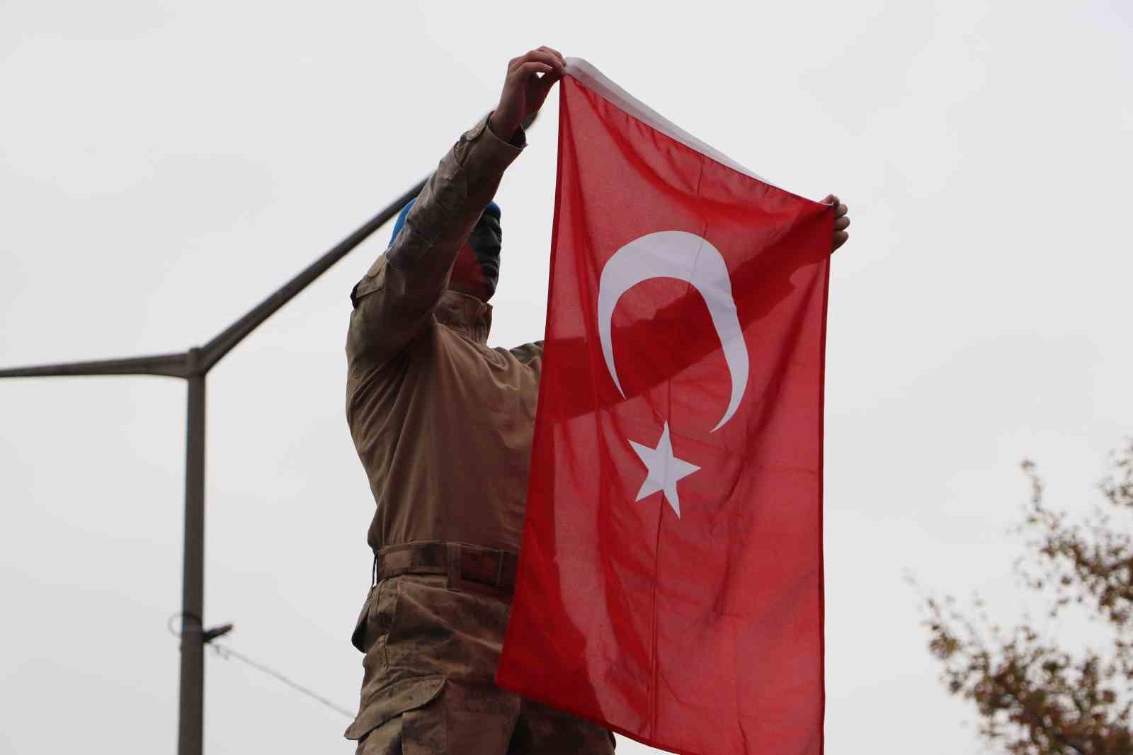 Eskişehir’de Cumhuriyet coşkusunda jandarma ve komandolar nefes kesti — görsel 6