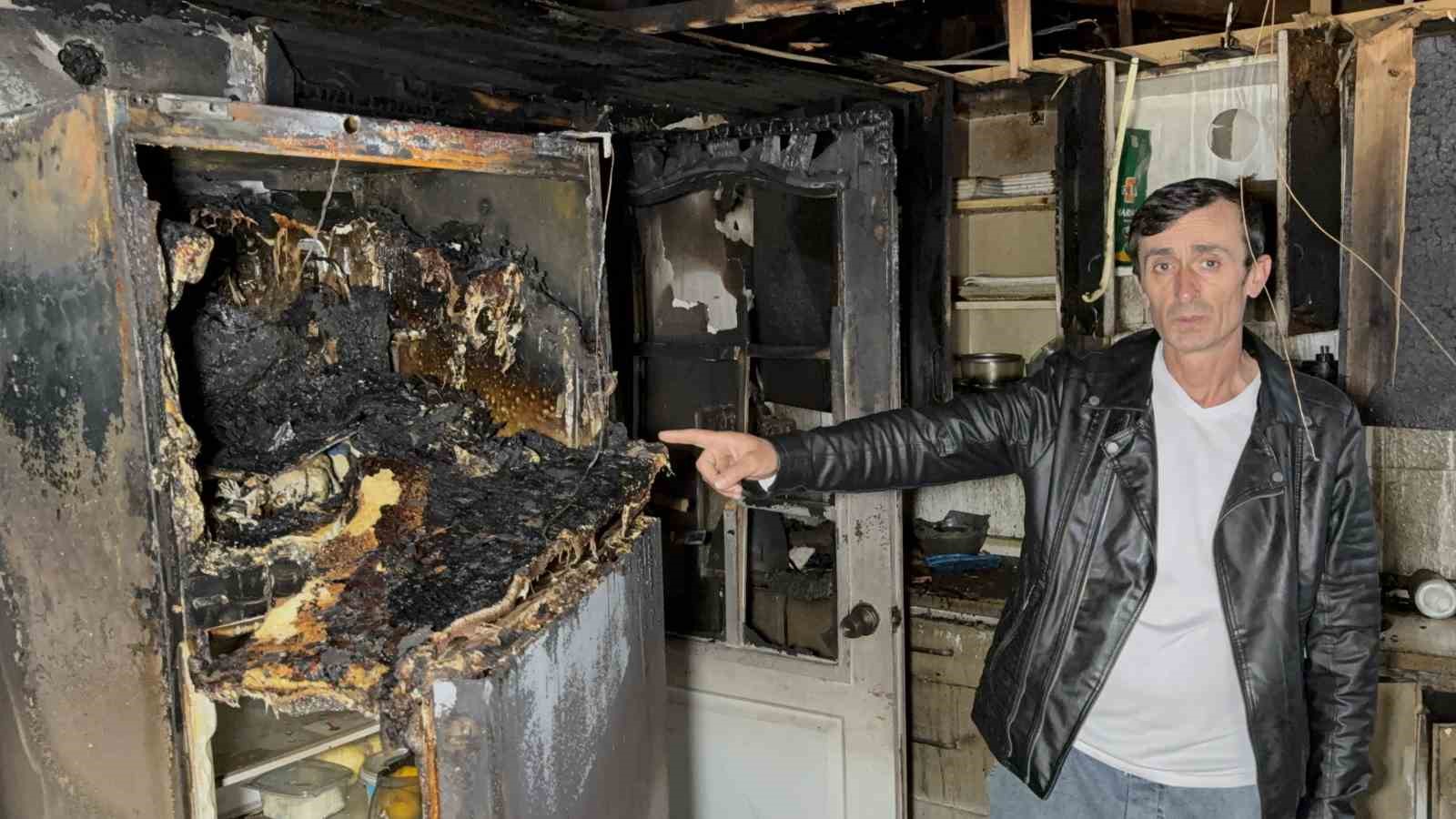 Samsun’da ev yangını: Tüm eşyalarını kaybeden aile evsiz kaldı — görsel 2