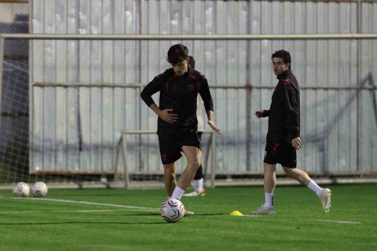 Sivasspor’da Boluspor maçı hazırlıkları başladı — görsel 1