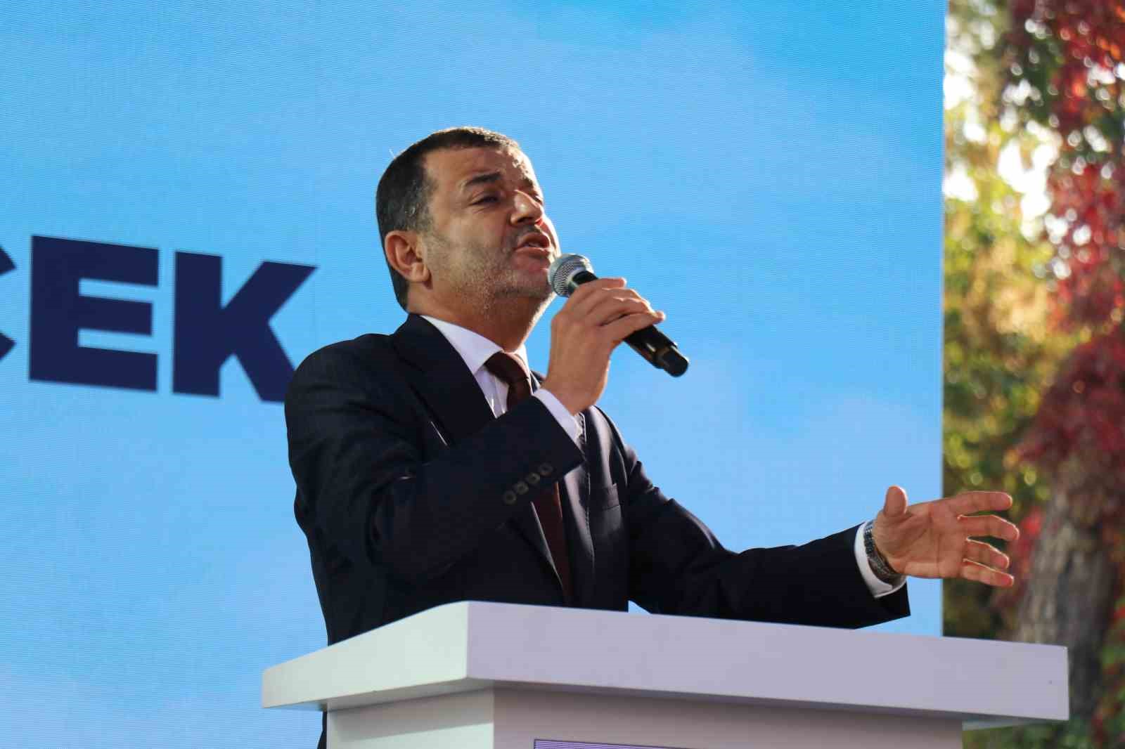Yeni Parti Genel Başkanı Özel, Denizli’de toplu açılış törenine katıldı — görsel 6