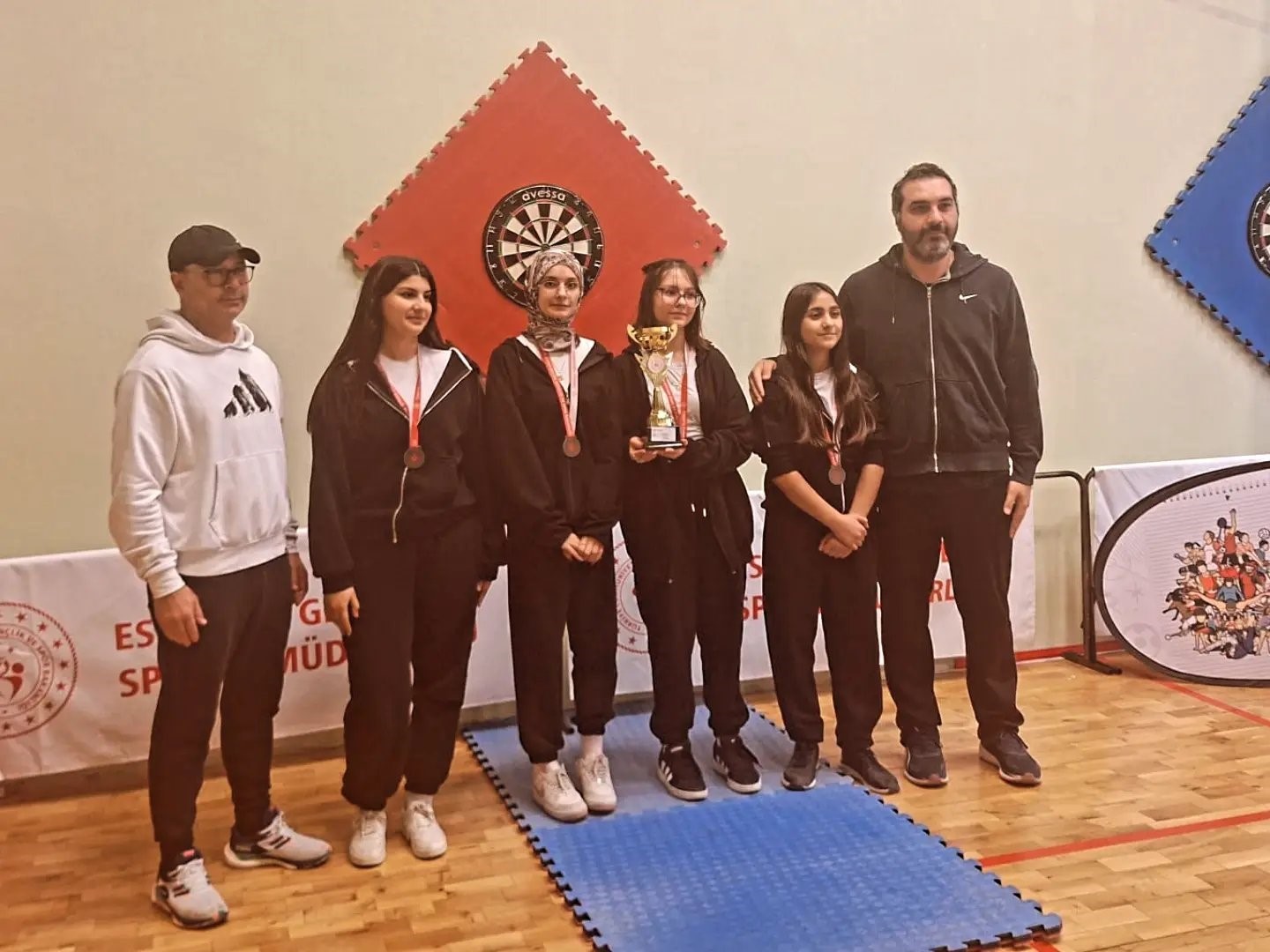 Okul sporları dart genç kız müsabakaları tamamlandı — görsel 2