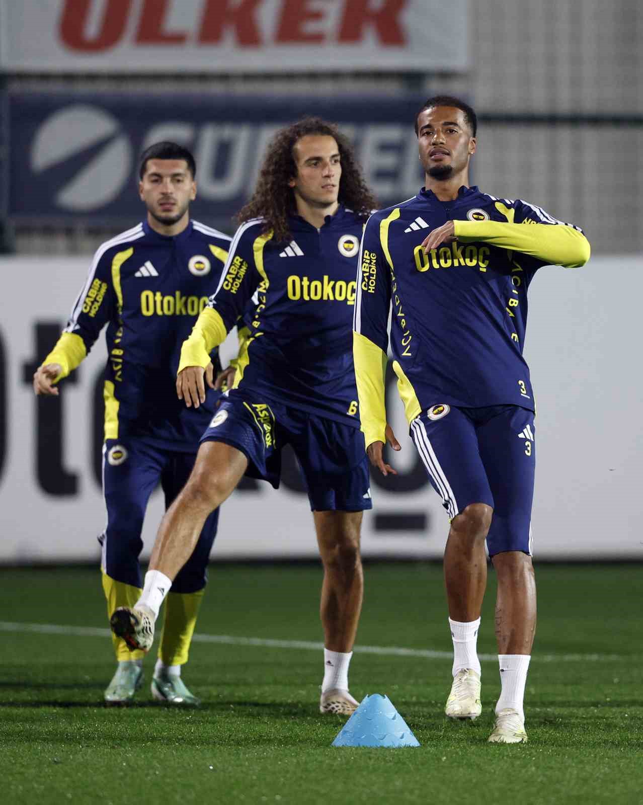 Fenerbahçe, Galatasaray derbisinin hazırlıklarını tamamladı — görsel 4