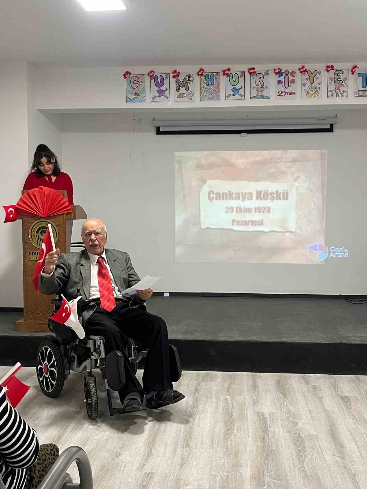 Odunpazarı Belediyesi’nin yaşlı bakım merkezlerinde Cumhuriyet coşkusu — görsel 5