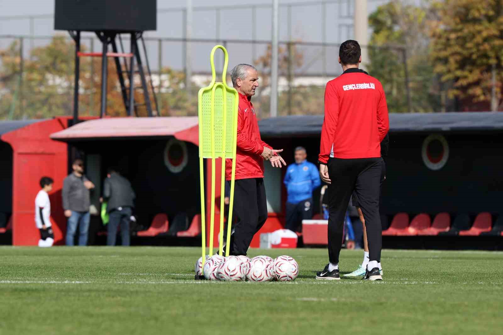 Gençlerbirliği, Konyaspor maçının hazırlıklarını tamamladı — görsel 4