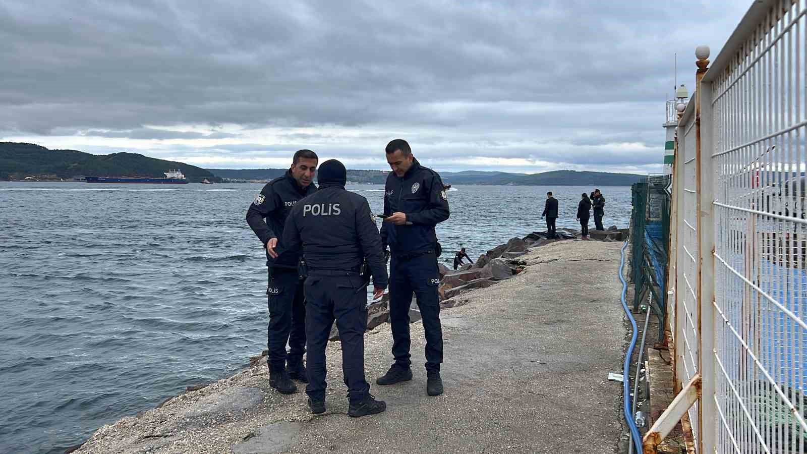 Çanakkale’de denizde erkek cesedi bulundu — görsel 5