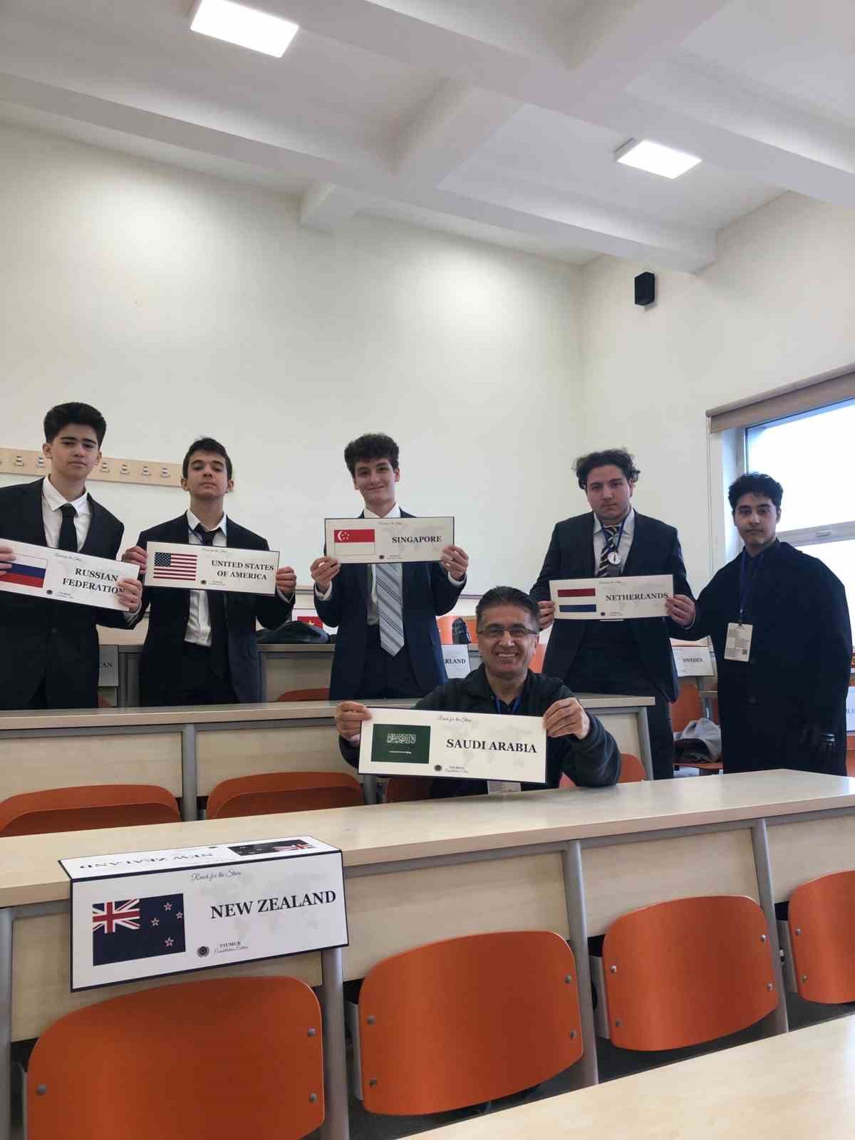 İhlas Koleji öğrencilerinden YTUMUN’da diplomasi başarısı — görsel 2