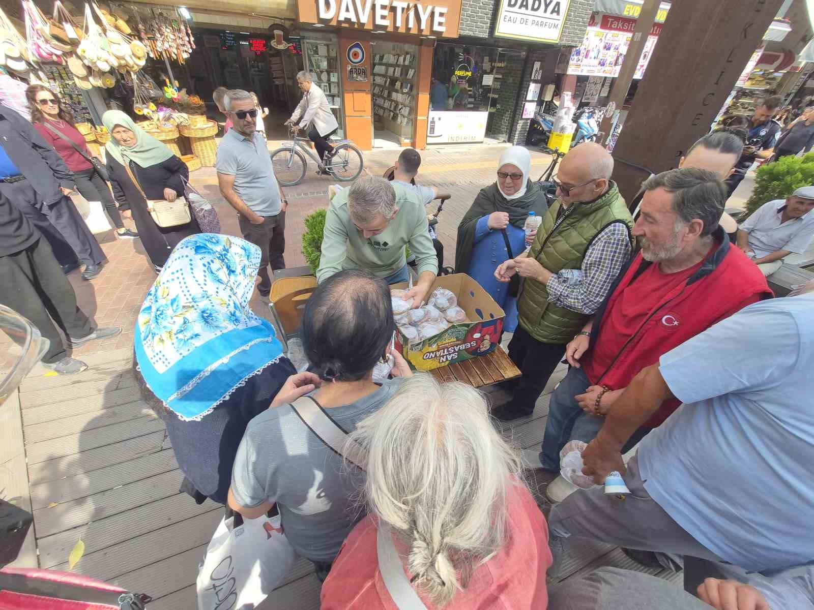 Eskişehir’de hayırseverler ile ihtiyaç sahiplerini buluşturan çaycı — görsel 5