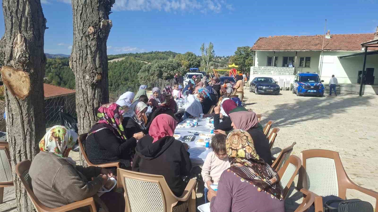 Hisarcık Kurtdere köyünde çok amaçlı salon hizmete açıldı — görsel 6