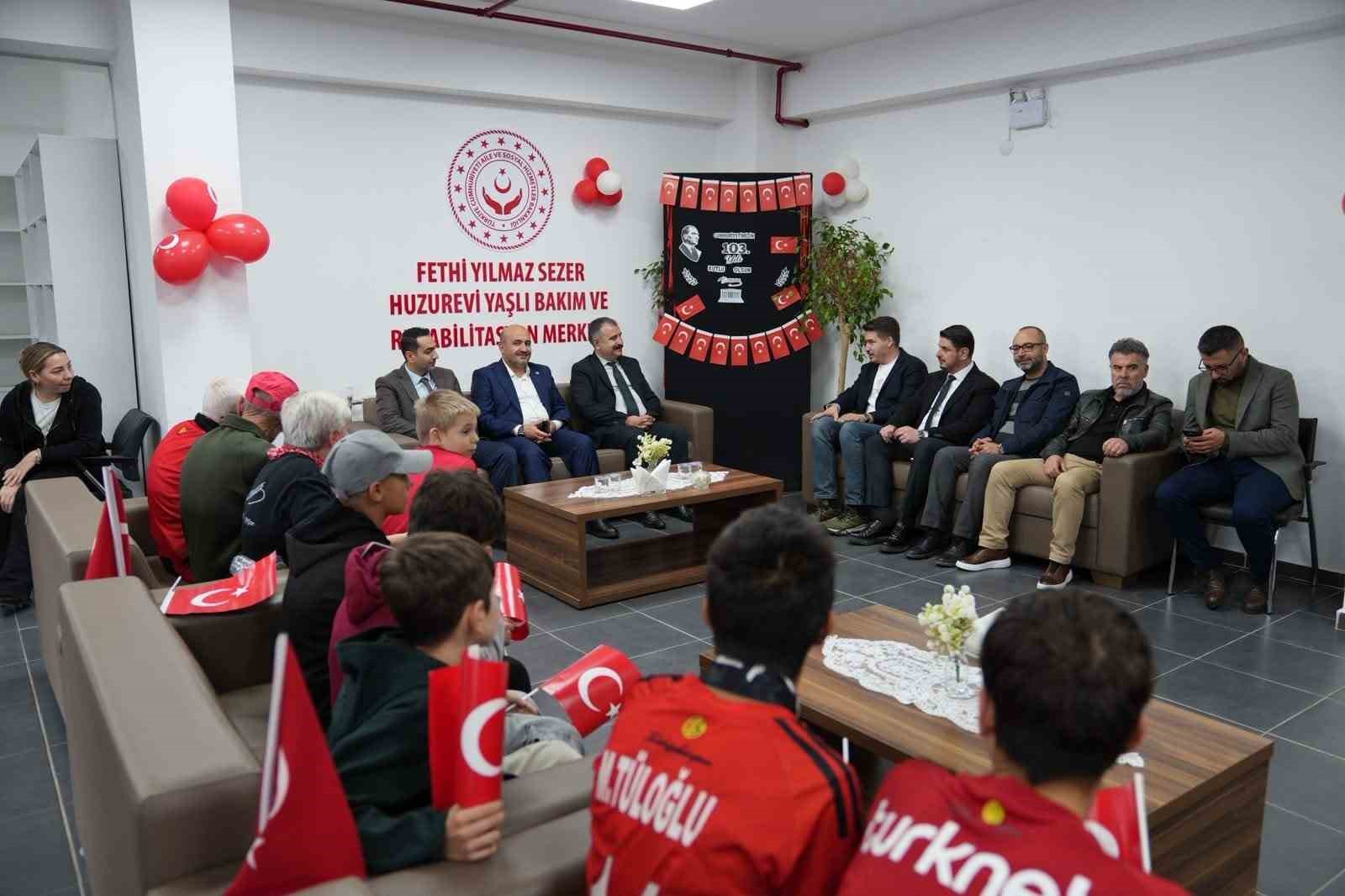 Eskişehir’de Cumhuriyet’in 103. yılında anlamlı buluşma — görsel 2