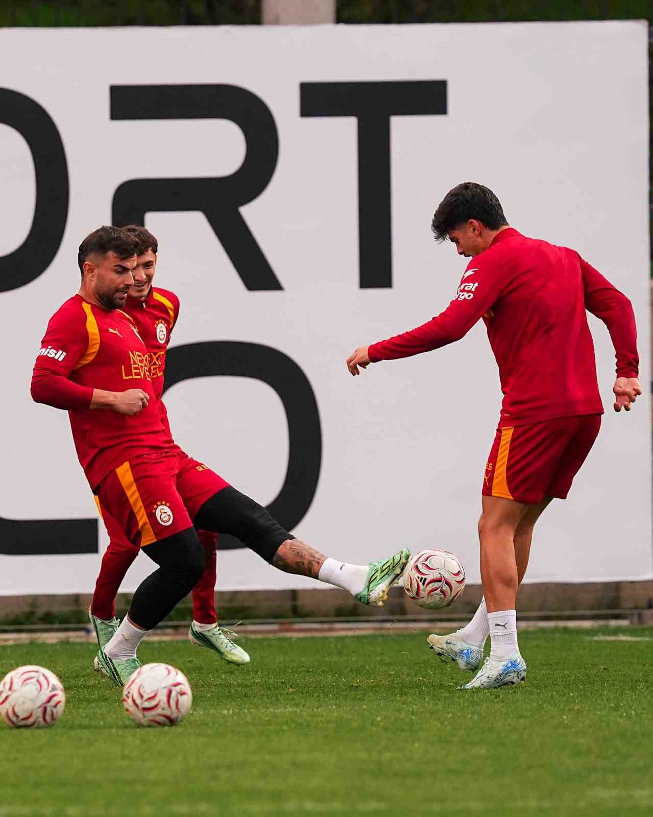 Galatasaray, Fenerbahçe maçı hazırlıklarını sürdürdü — görsel 1