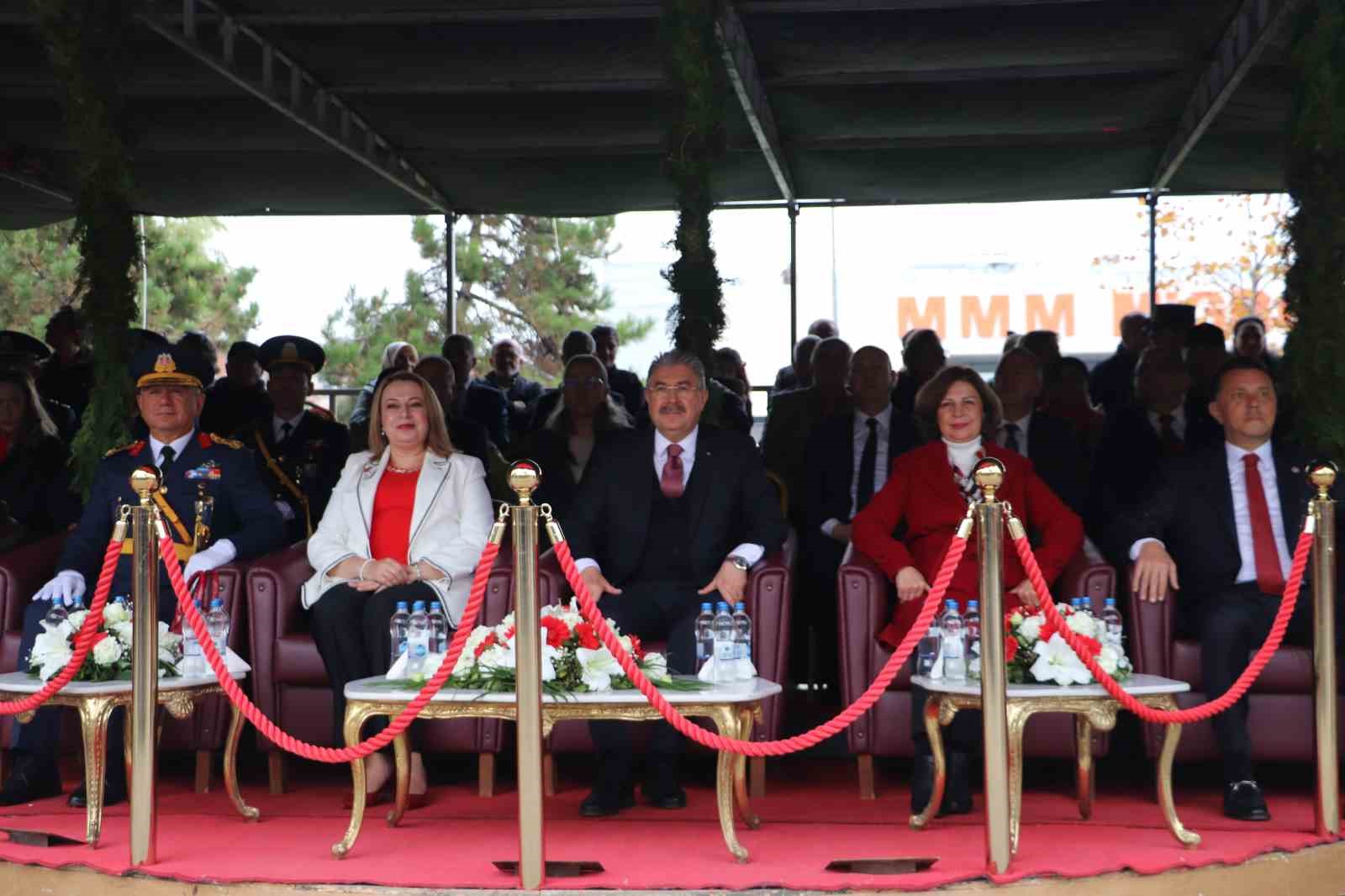 Eskişehir’de 29 Ekim Cumhuriyet Bayramı coşkuyla kutlandı — görsel 5