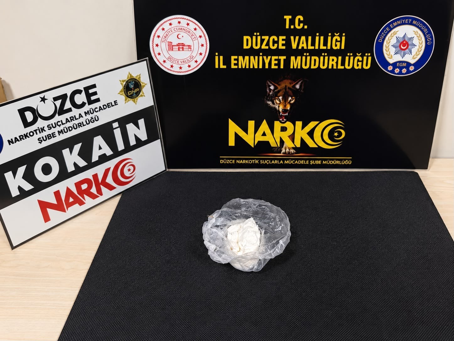 Düzce polisi uyuşturucu tacirlerine göz açtırmıyor — görsel 1
