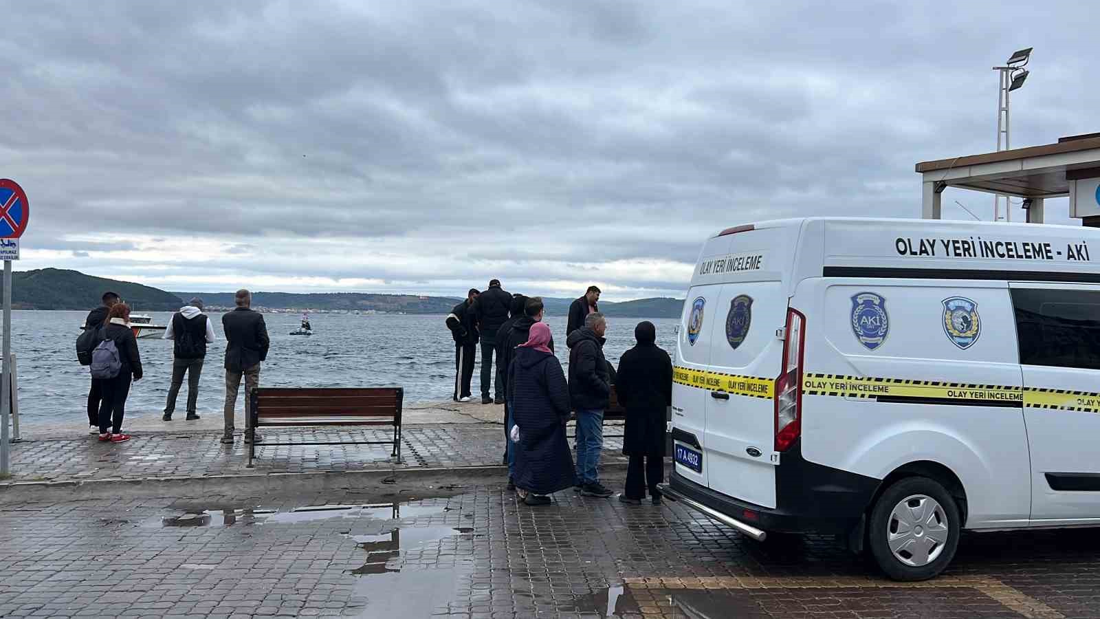 Çanakkale’de denizde erkek cesedi bulundu — görsel 6