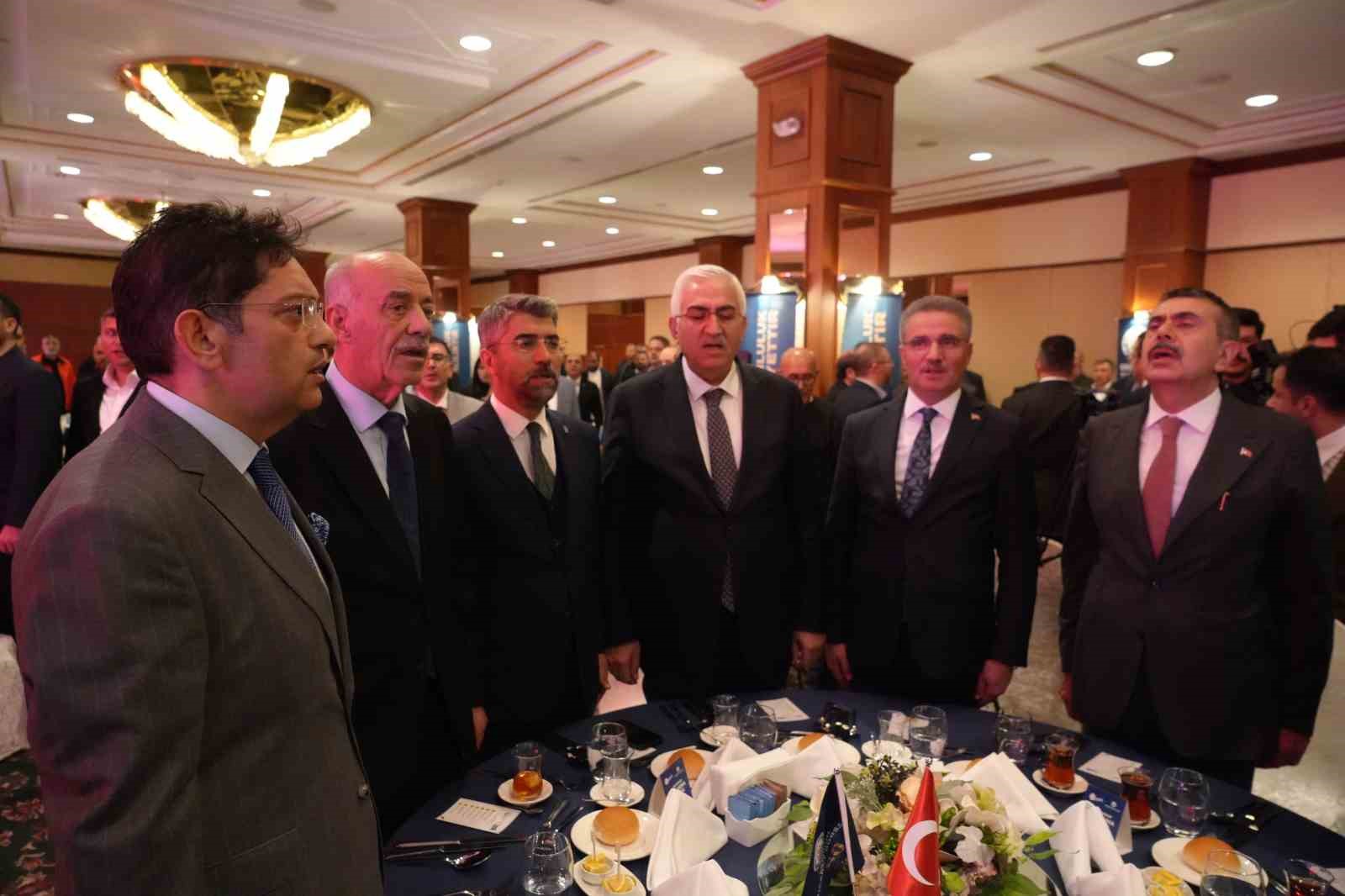 Bakan Tekin: "Ortak akıl arayışı beni mutlu etti" — görsel 4